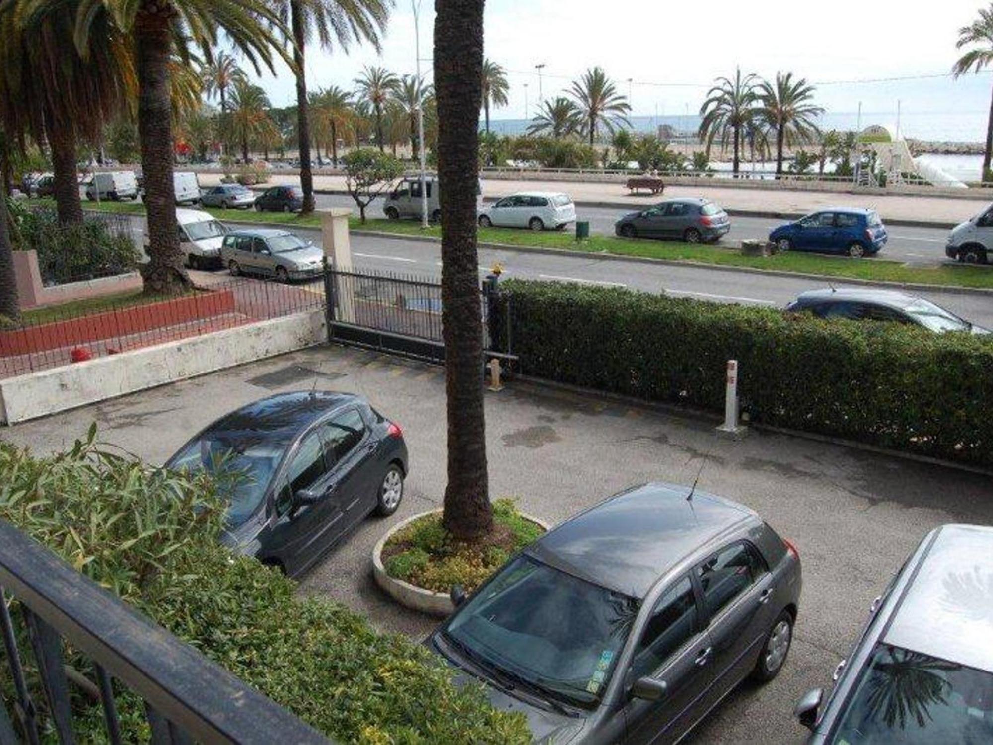 Studio Moderne Avec Terrasse Proche Plages Et Centre, Wifi Gratuit - Fr-1-196-216 マントン エクステリア 写真