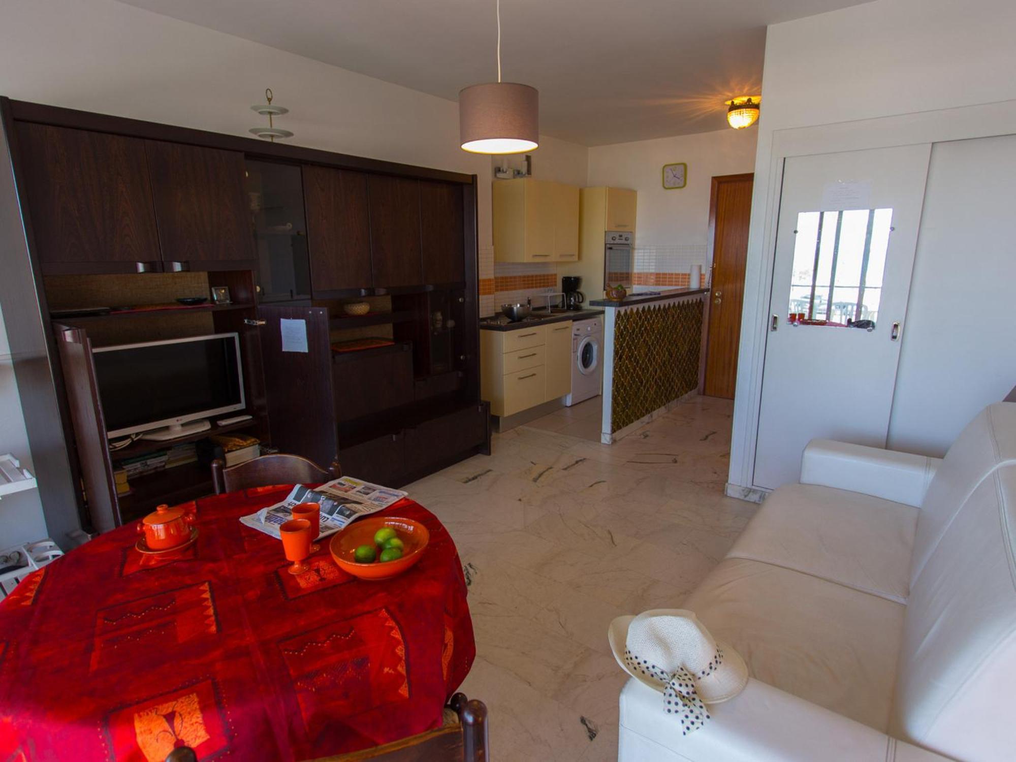 Studio Moderne Avec Terrasse Proche Plages Et Centre, Wifi Gratuit - Fr-1-196-216 マントン エクステリア 写真