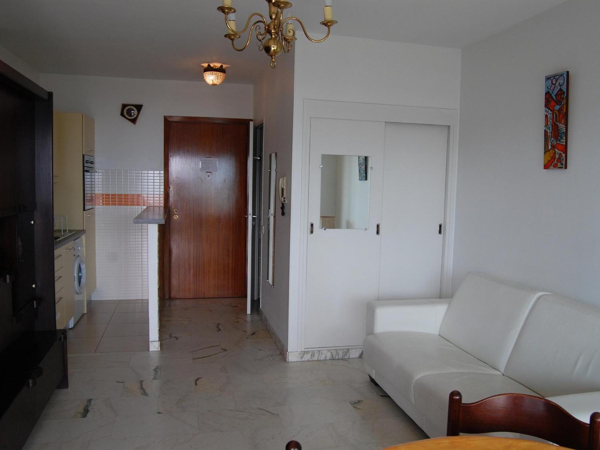 Studio Moderne Avec Terrasse Proche Plages Et Centre, Wifi Gratuit - Fr-1-196-216 マントン エクステリア 写真